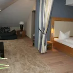 Hotel Heuboden Blum 4*