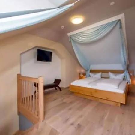 Heuboden Blum 4* Umkirch