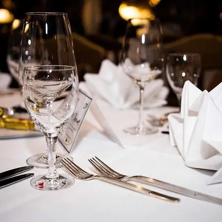 Heuboden Blum מלון